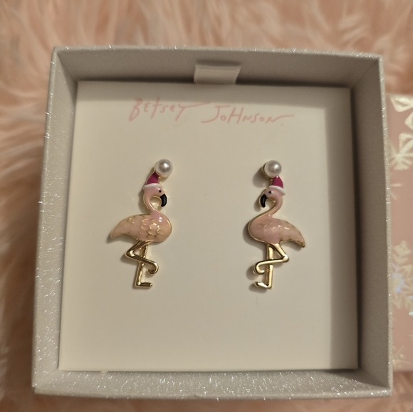 Betsey Johnson Santa Flamingo Earrings! - Picture 13 of 13